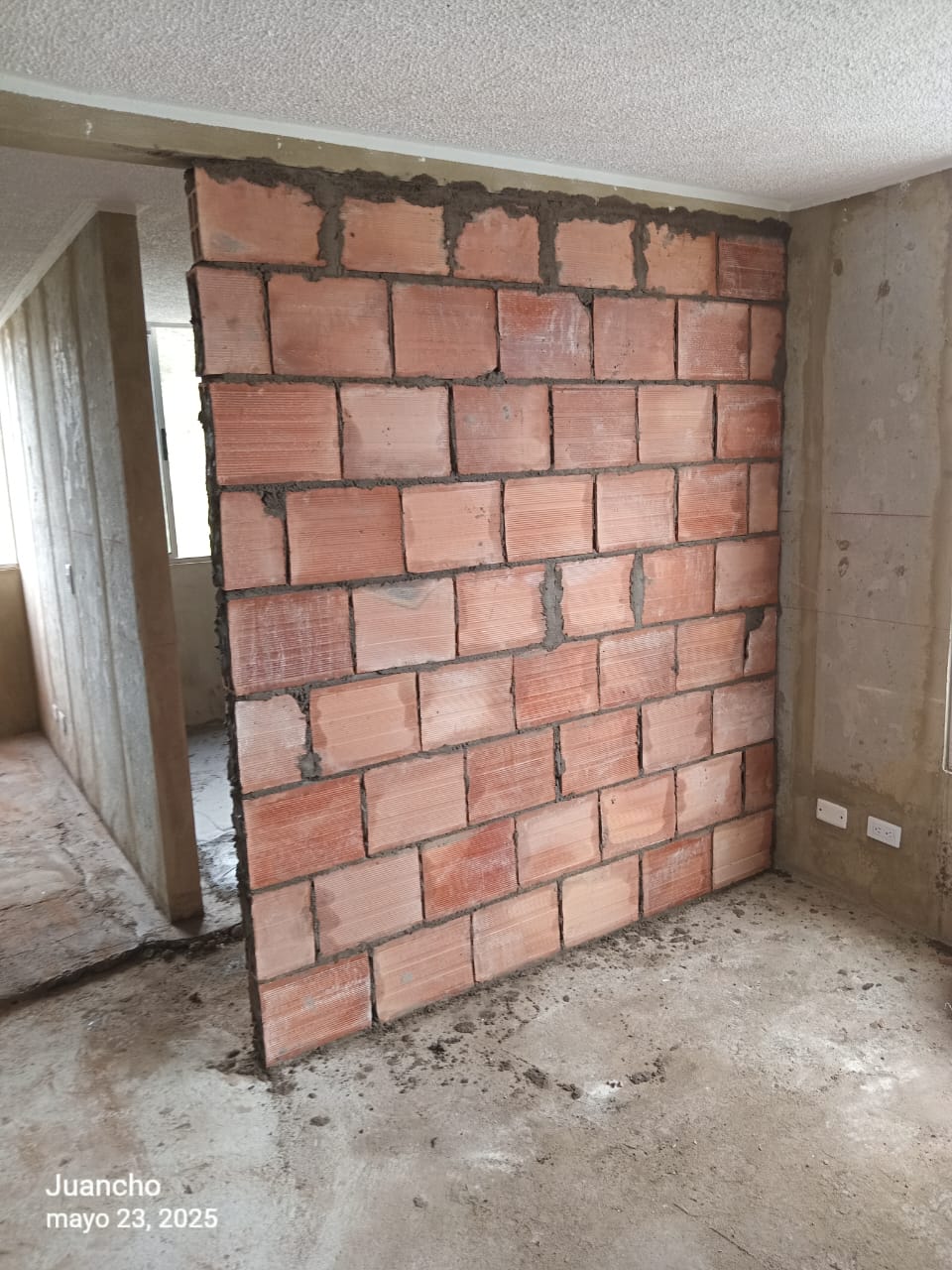 J&C CONSTRUCCIONES INTEGRALES